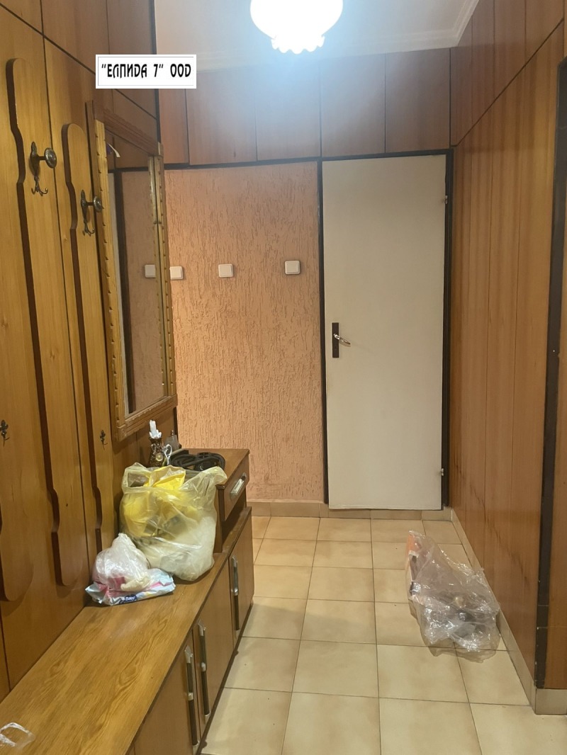 Продава  3-стаен град Плевен , Идеален център , 80 кв.м | 33840156 - изображение [11]