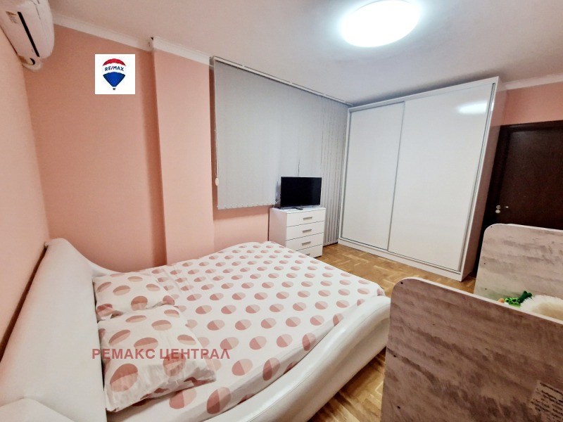 Продава  4-стаен град Стара Загора , Три чучура - юг , 130 кв.м | 50626017 - изображение [12]