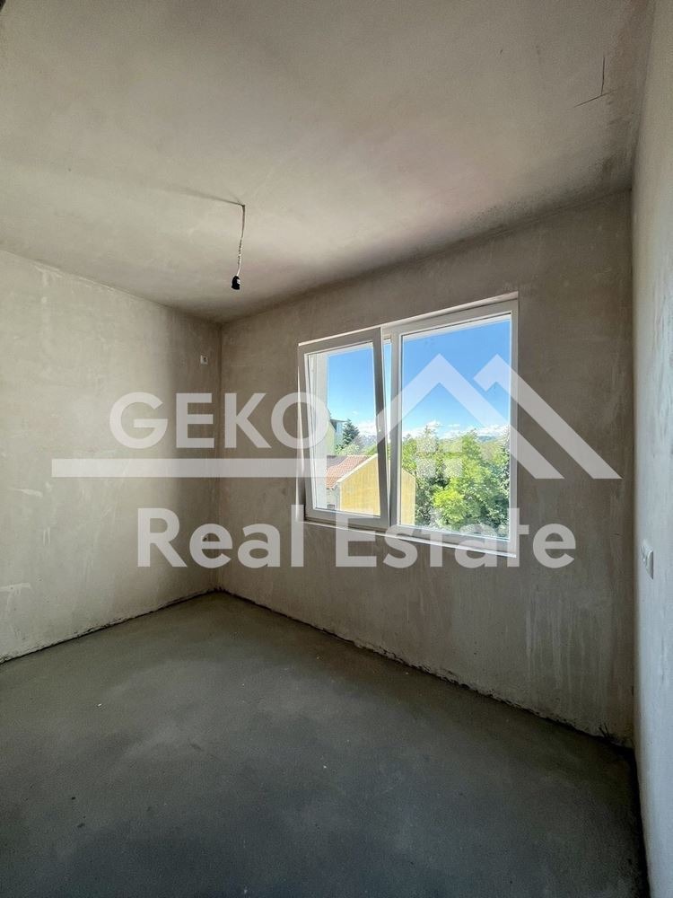 Продава 4-СТАЕН, гр. Варна, Цветен квартал, снимка 3 - Апартаменти - 56069251