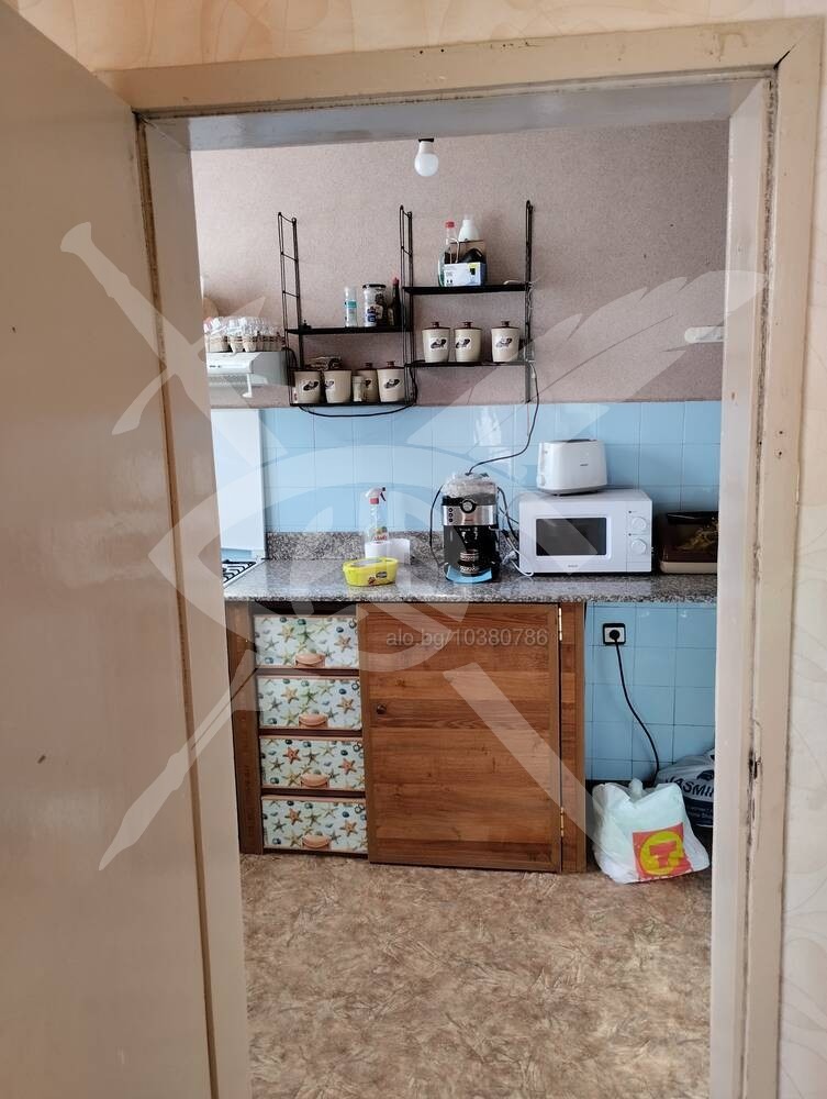 Продава КЪЩА, гр. Айтос, област Бургас, снимка 6 - Къщи - 52625757