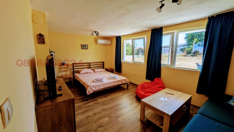 Продава КЪЩА, с. Варвара, област Бургас, снимка 3 - Къщи - 52785868