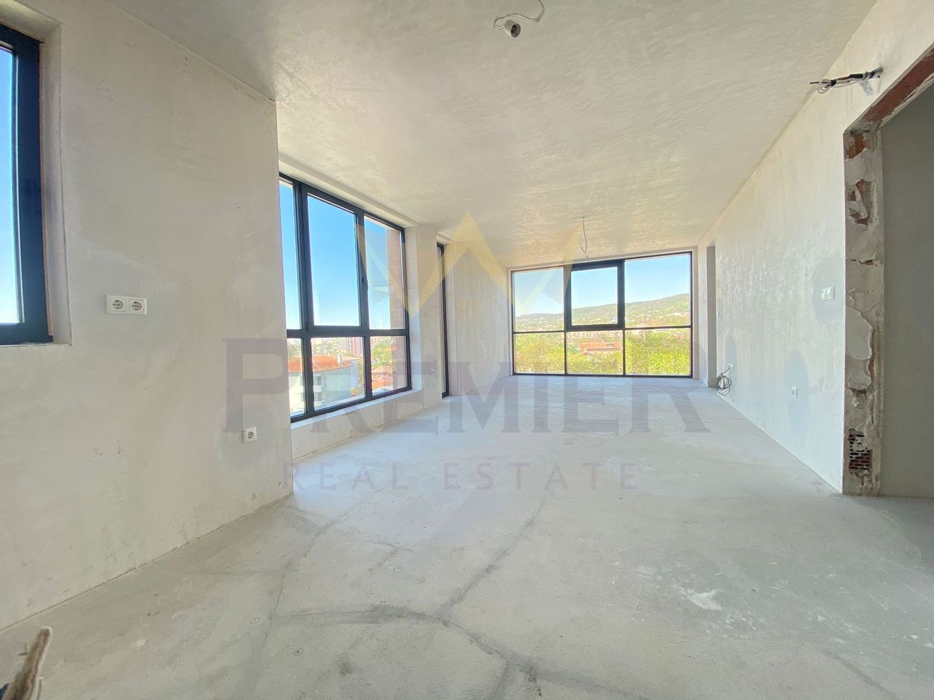 Продава 3-СТАЕН, гр. Варна, Бриз