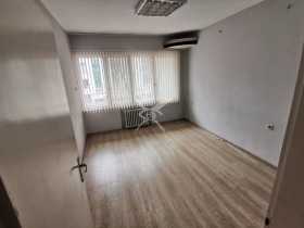 2 Schlafzimmer Zentar, Burgas 1