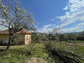 Продажба на имоти в гр. Годеч, област София - изображение 18 