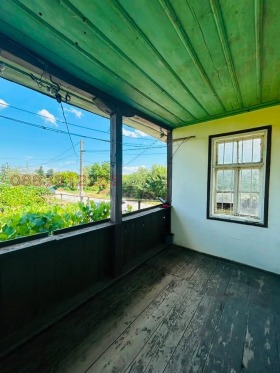 Продава  Къща, с. Козаревец