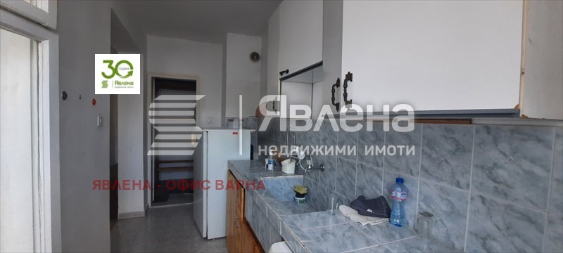 Продава 4-СТАЕН, гр. Варна, Централна поща, снимка 4 - Aпартаменти - 48161508