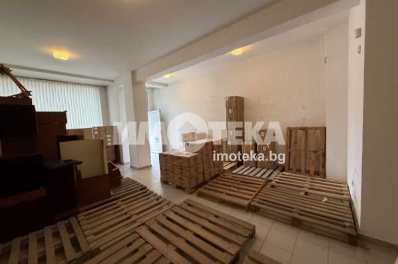 Продава ОФИС, гр. София, Гоце Делчев, снимка 5 - Офиси - 49109587