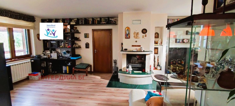 Te koop  Huis Sofia , v.z.Bunkera , 350 m² | 29055341 - afbeelding [15]