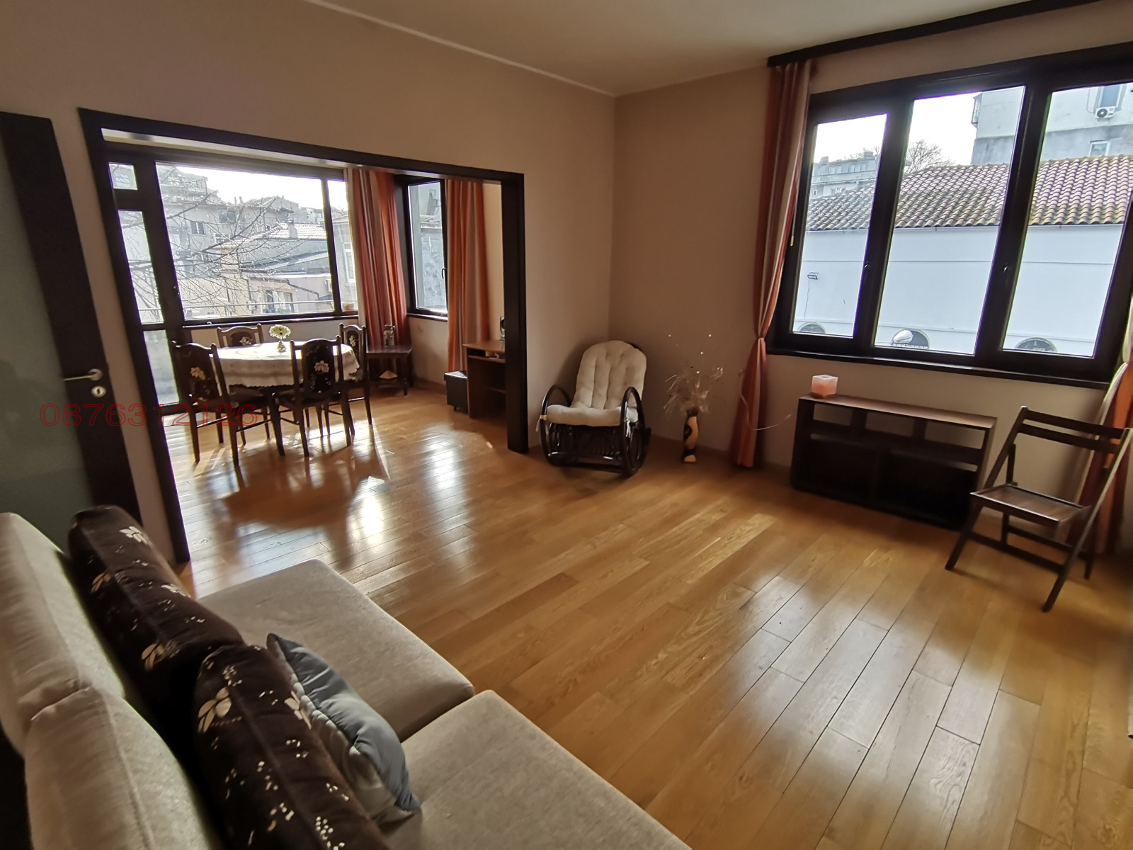 Продава ЕТАЖ ОТ КЪЩА, гр. Варна, Център, снимка 5 - Етаж от къща - 55982234