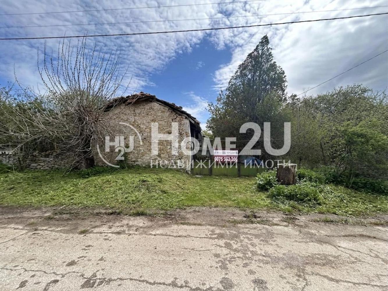 Продава КЪЩА, с. Левски, област Варна, снимка 2 - Къщи - 55950841