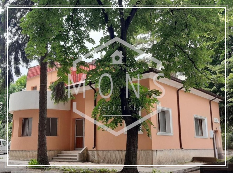 Продава КЪЩА в град Добрич, Център - 310 кв.м / 365 000 € » 713 877.95 лв., МОНС ПРОПЪРТИС