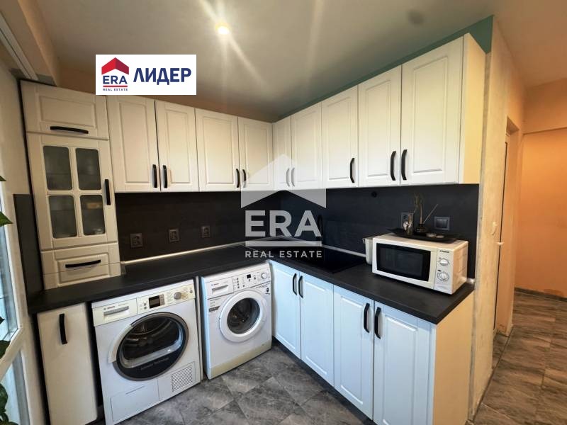 Продава  4-стаен, град Русе, Дружба 3 •  110 000 € • ID 97536944 — holmes.bg - [1] 