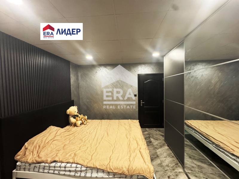 Продава  4-стаен град Русе , Дружба 3 , 101 кв.м | 36235150 - изображение [12]
