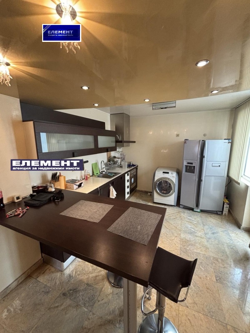 Продава МНОГОСТАЕН, гр. Пловдив, Център, снимка 2 - Апартаменти - 52675625