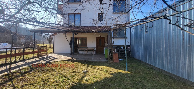 Продава  Етаж от къща област Ловеч , гр. Априлци , 131 кв.м | 58750826 - изображение [2]