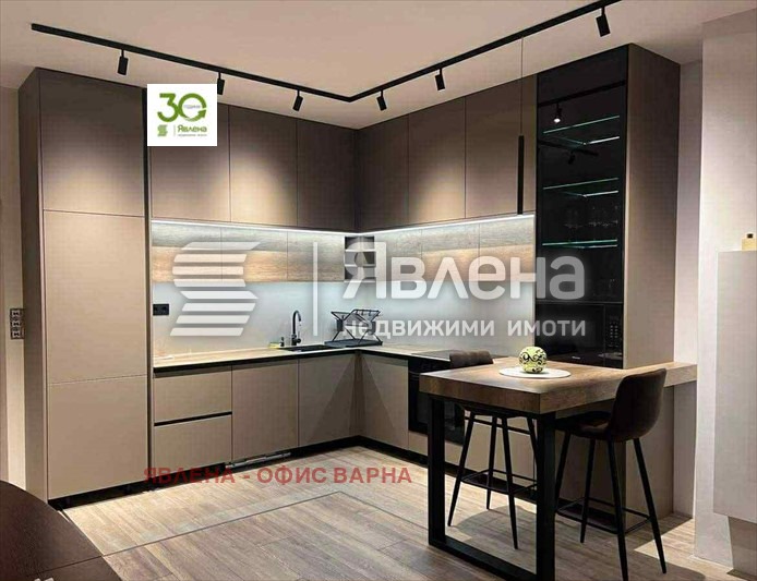 Продава КЪЩА, гр. Варна, м-т Манастирски рид, снимка 2 - Къщи - 54934715