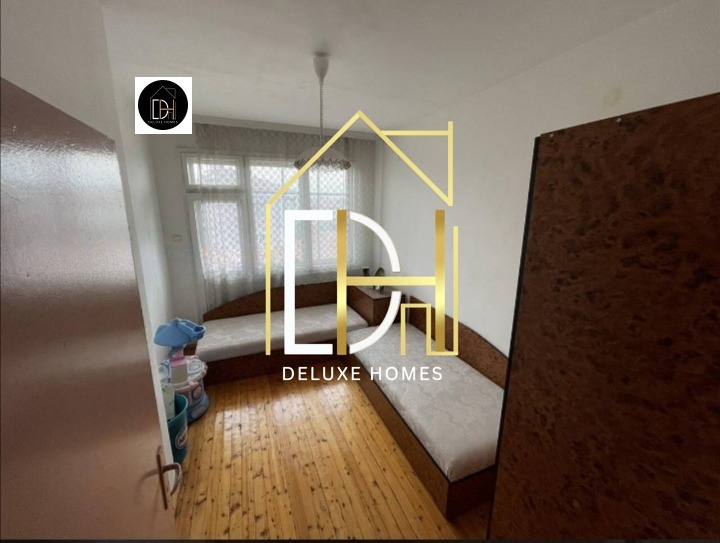 Продава КЪЩА, гр. Пловдив, Прослав, снимка 4 - Къщи - 55999979