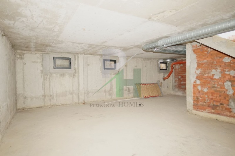 Till salu  Bar Sofia , Manastirski livadi , 161 kvm | 94153145 - bild [5]