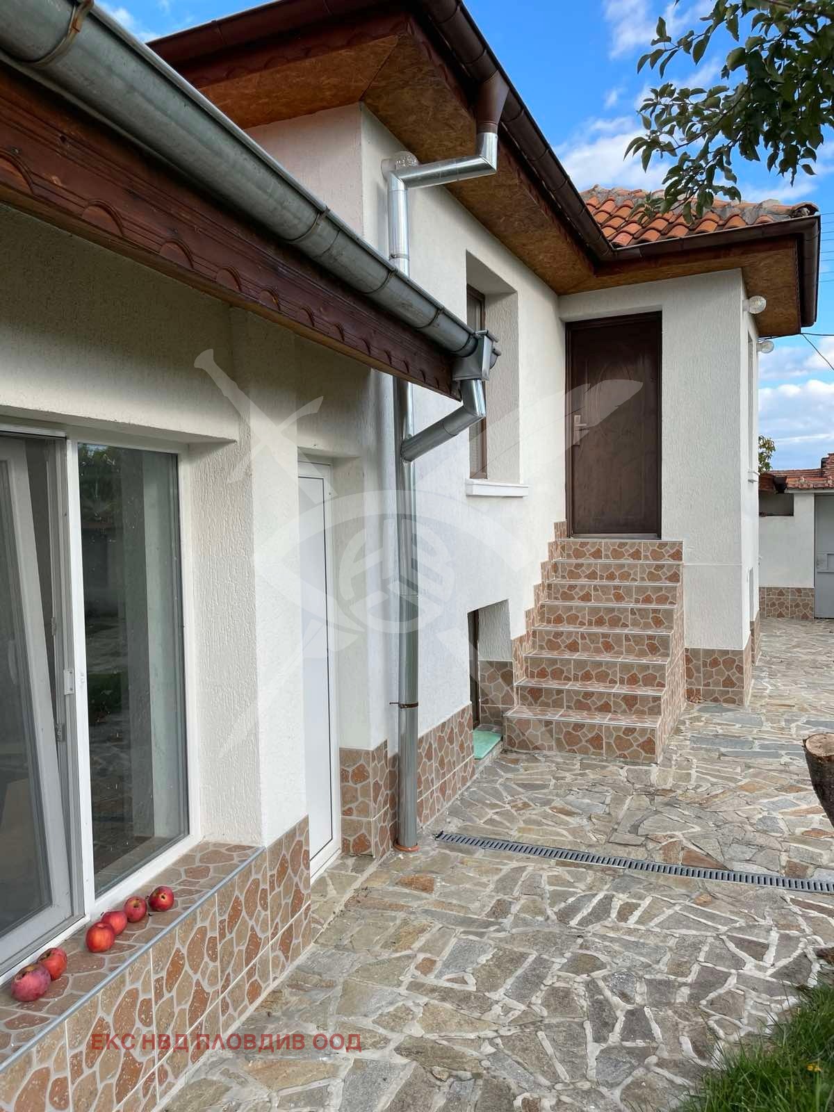 Продава КЪЩА, с. Песнопой, област Пловдив, снимка 8 - Къщи - 54260204