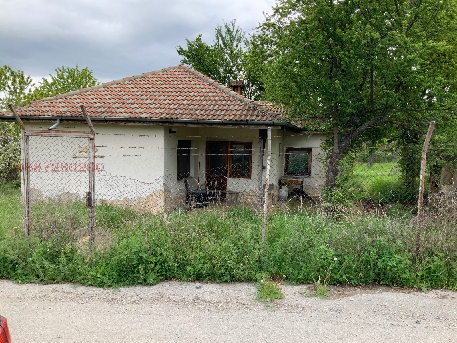 Продава КЪЩА, с. Вратца, област Кюстендил