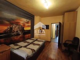 3+ camere da letto Tsentar, Varna 4