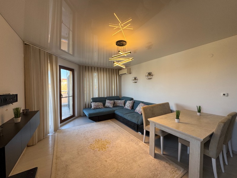 Продава  3-стаен град Търговище , Вароша , 94 кв.м | 78338666