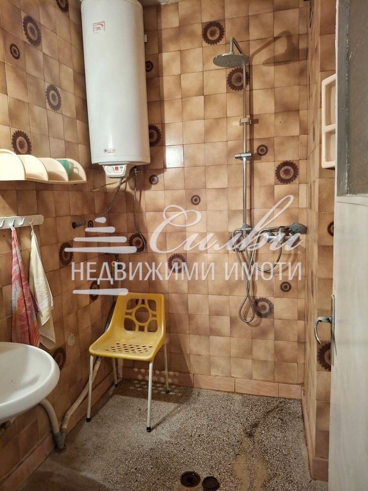 Продава 3-СТАЕН, гр. Шумен, Център, снимка 7 - Апартаменти - 54279204