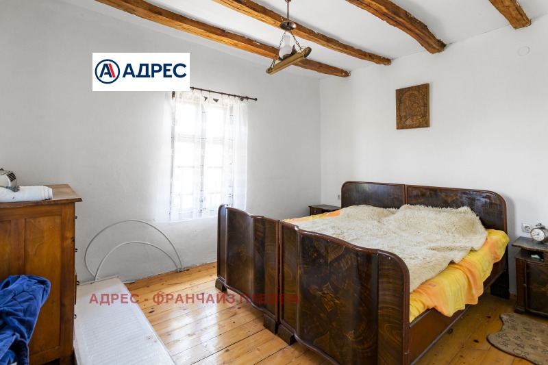 Продава КЪЩА, с. Радювене, област Ловеч, снимка 9 - Къщи - 52600095