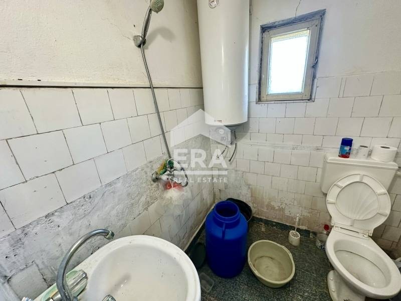 Продава КЪЩА, с. Долина, област Добрич, снимка 12 - Къщи - 54848364