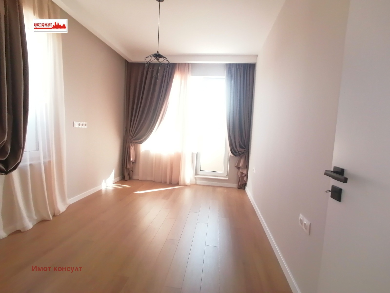 Продава 2-СТАЕН, гр. Пловдив, Тракия, снимка 2 - Апартаменти - 43866252