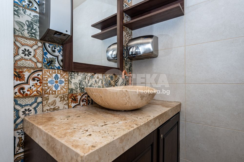Продава МАГАЗИН, гр. Пловдив, Център, снимка 14 - Магазини - 56361386