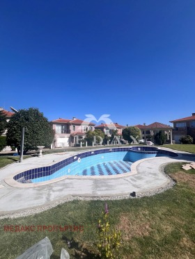 Hus Pomorie, region Burgas 3