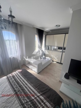 Hus Pomorie, region Burgas 9