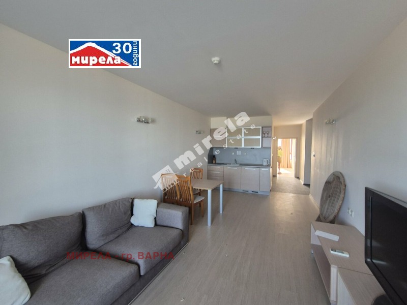 À venda  1 quarto Varna , k.k. Zlatni piasaci , 90 m² | 24216775