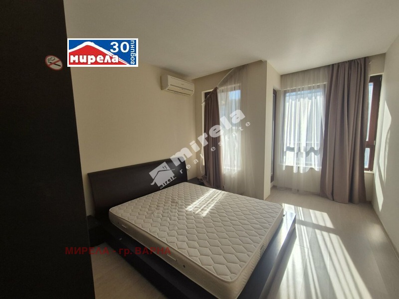 À venda  1 quarto Varna , k.k. Zlatni piasaci , 90 m² | 24216775 - imagem [4]