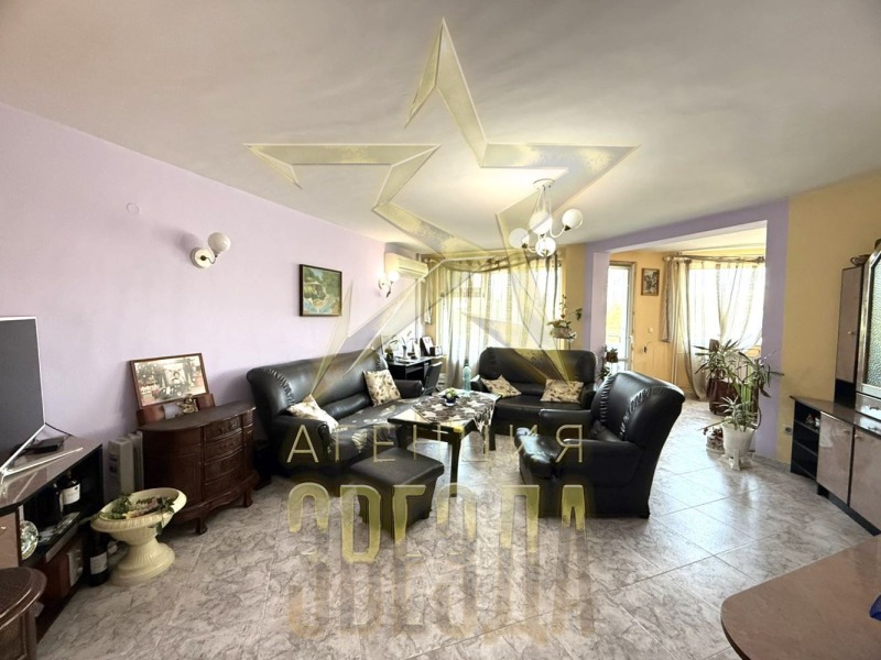 Na sprzedaż  2 sypialnie Plowdiw , Karszijaka , 140 mkw | 46425634 - obraz [2]