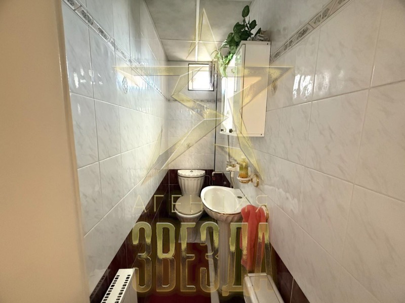 Na sprzedaż  2 sypialnie Plowdiw , Karszijaka , 140 mkw | 46425634 - obraz [9]