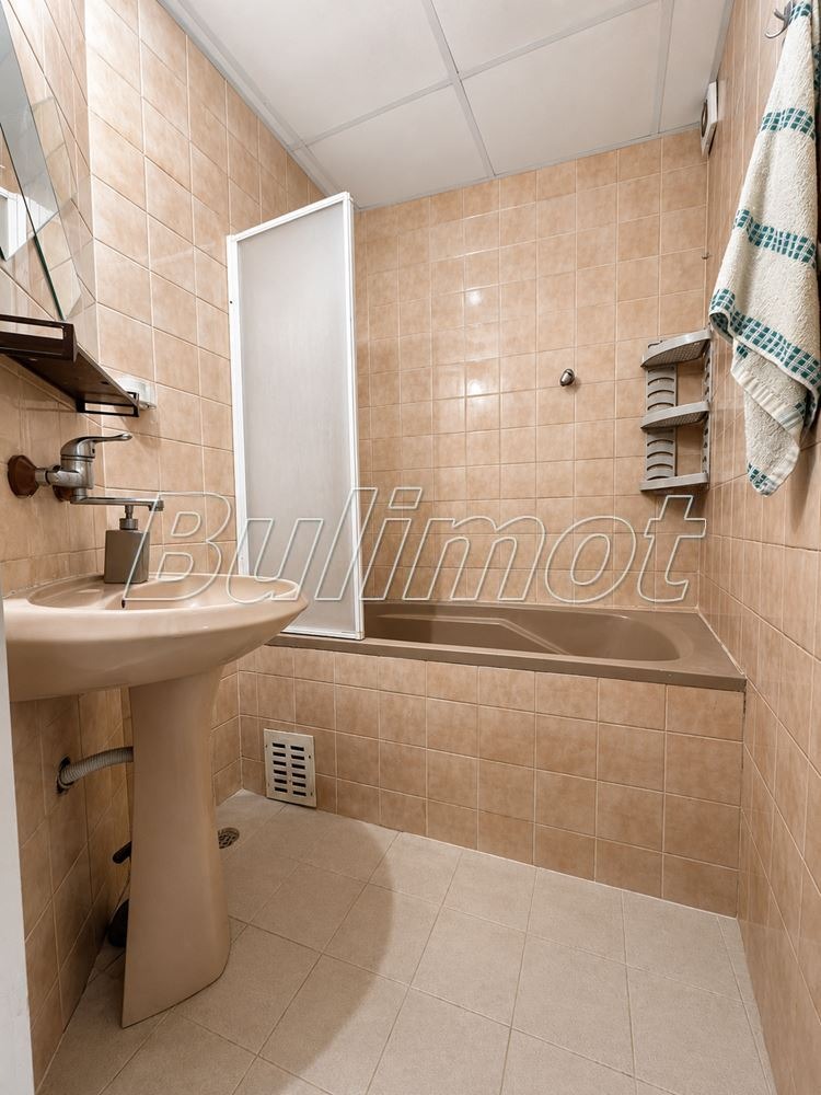Продава 4-СТАЕН, гр. Варна, Център, снимка 12 - Апартаменти - 54943352