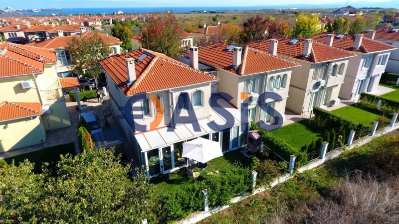 Продава  Къща, област Бургас, гр. Поморие •  250 000 EUR • ID 34760009 — holmes.bg - [1] 
