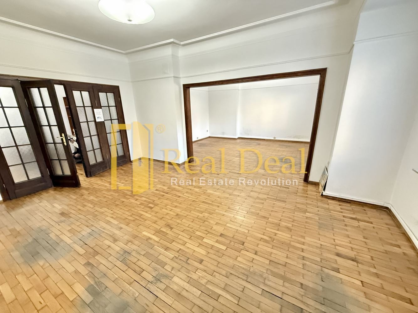 Продава 4-СТАЕН, гр. София, Център, снимка 2 - Апартаменти - 54645963