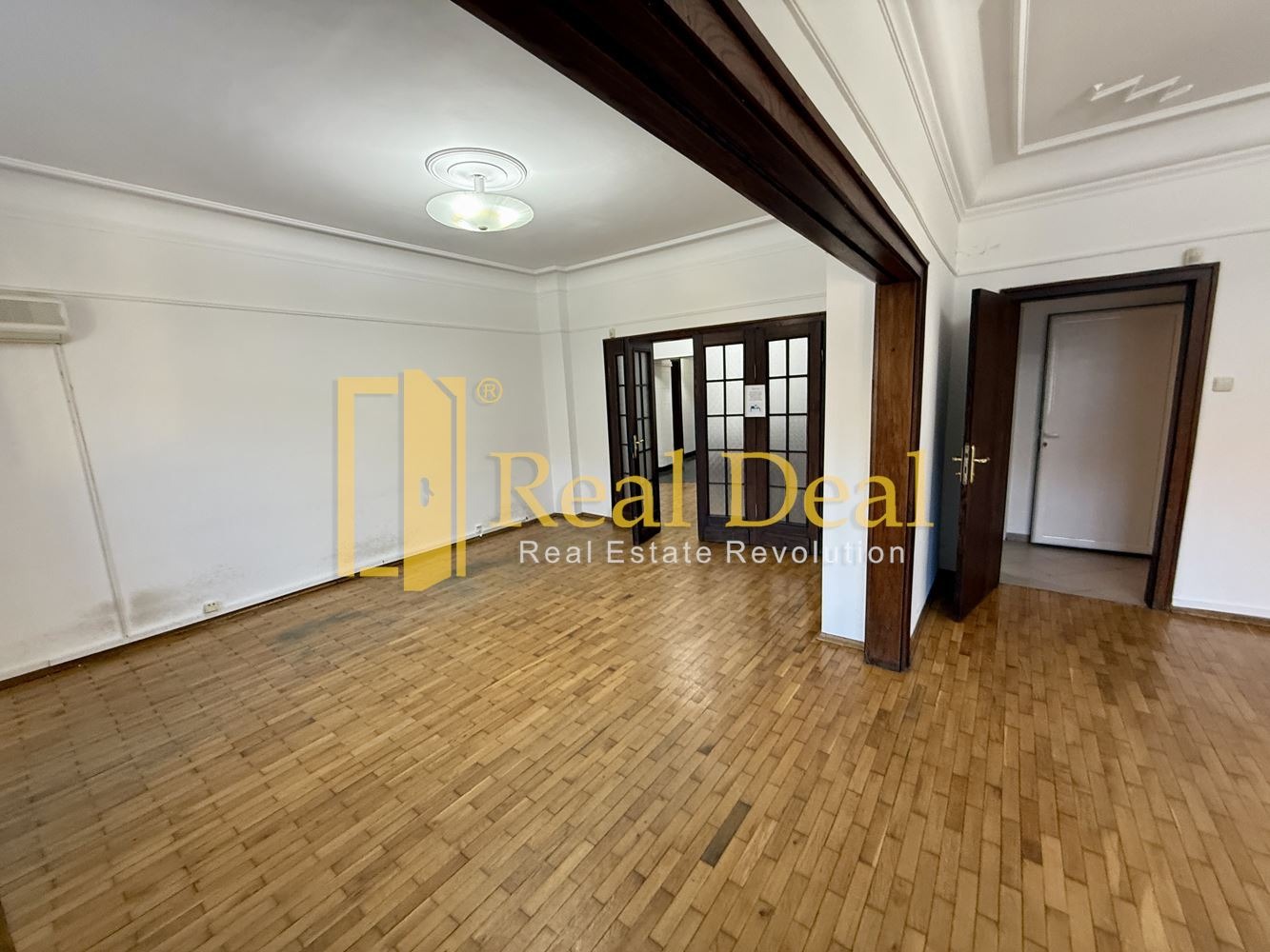 Продава 4-СТАЕН, гр. София, Център, снимка 3 - Апартаменти - 54645963