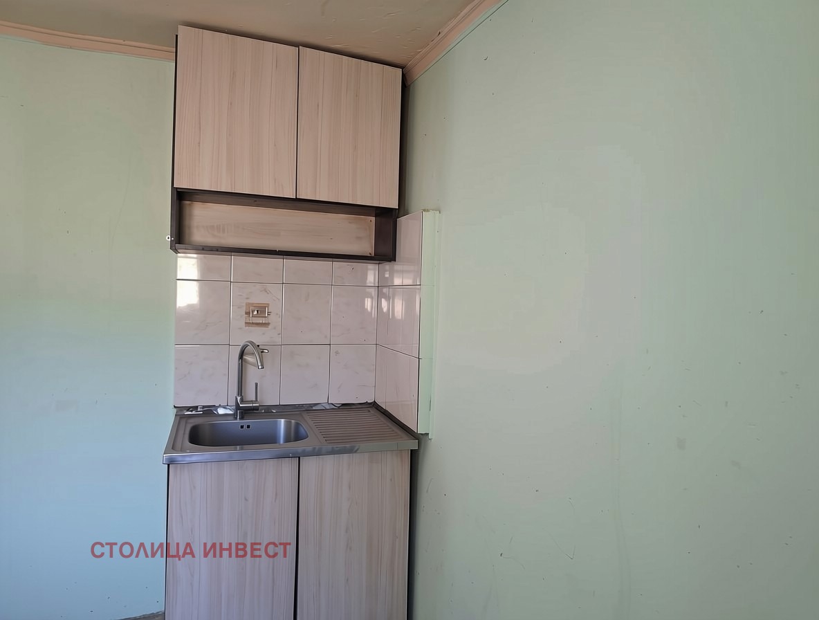 Продава КЪЩА, с. Беловец, област Разград, снимка 8 - Къщи - 55783431