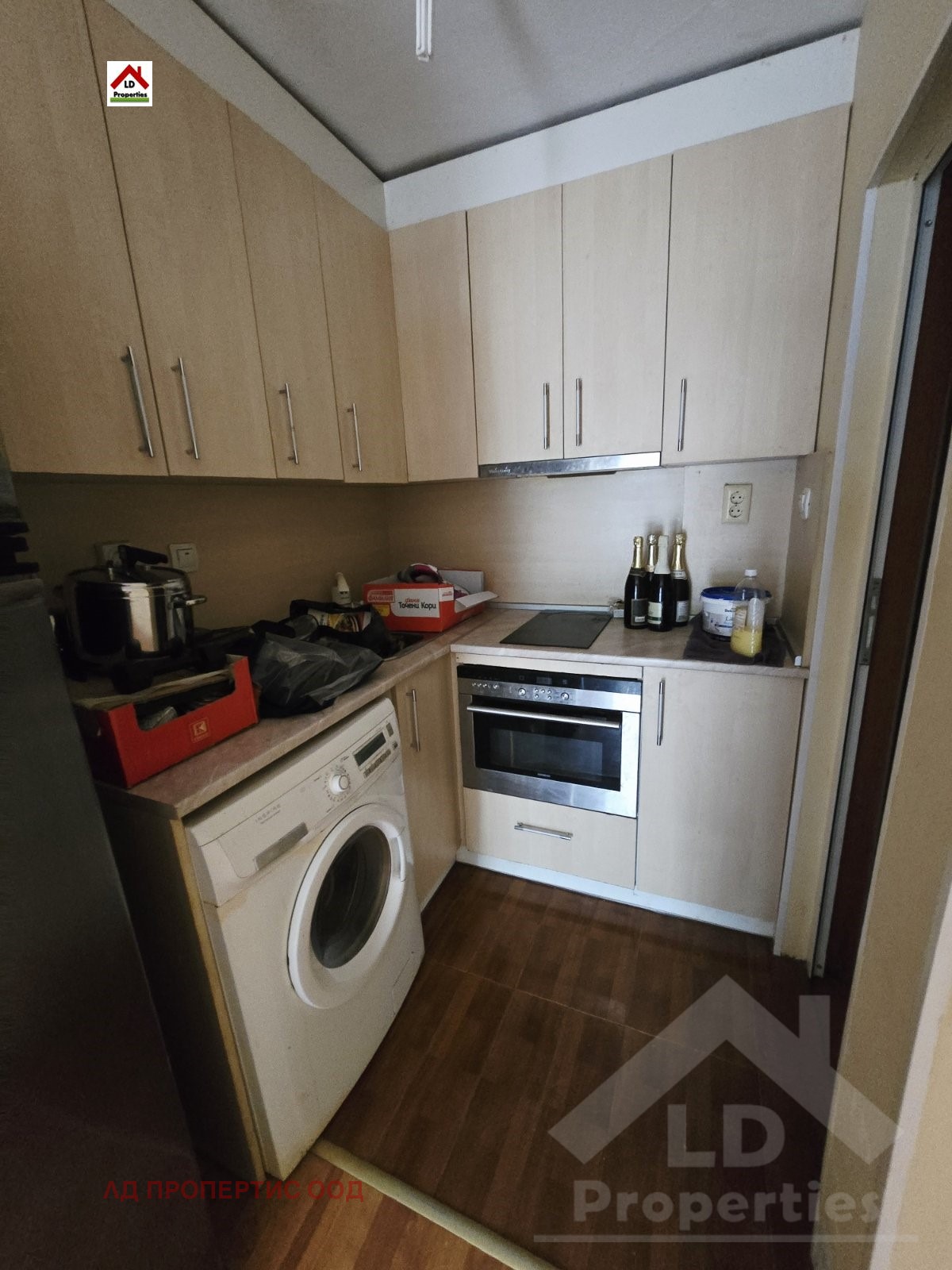 Продава ГАРАЖ, ПАРКОМЯСТО, гр. Варна, Централна поща, снимка 4 - Гаражи и паркоместа - 55850604
