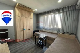 In vendita 3 camere da letto