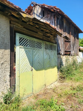 Продажба на имоти в гр. Троян, област Ловеч - изображение 19 
