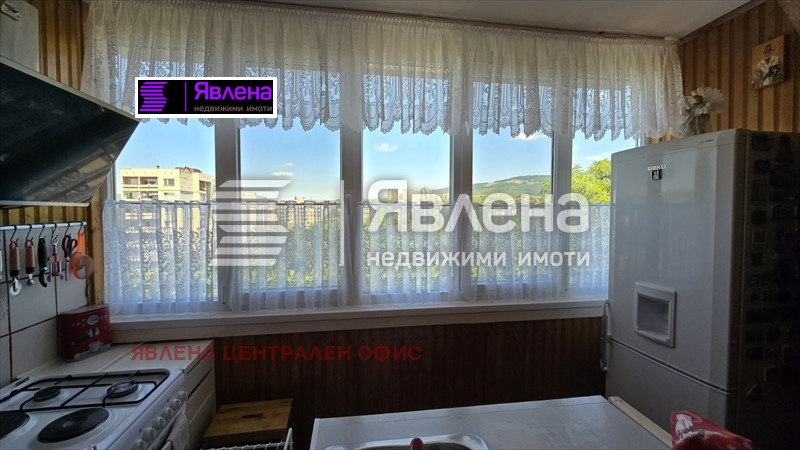 Продава 3-СТАЕН, гр. Радомир, област Перник, снимка 2 - Aпартаменти - 48605616