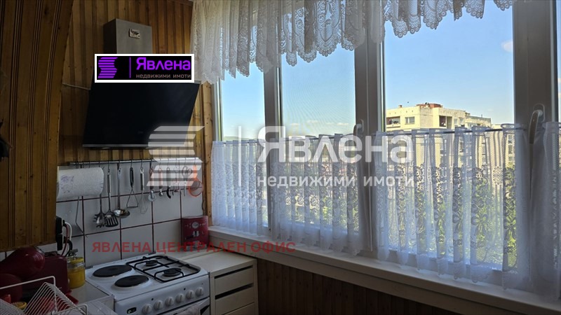 Продава 3-СТАЕН, гр. Радомир, област Перник, снимка 3 - Aпартаменти - 48605616