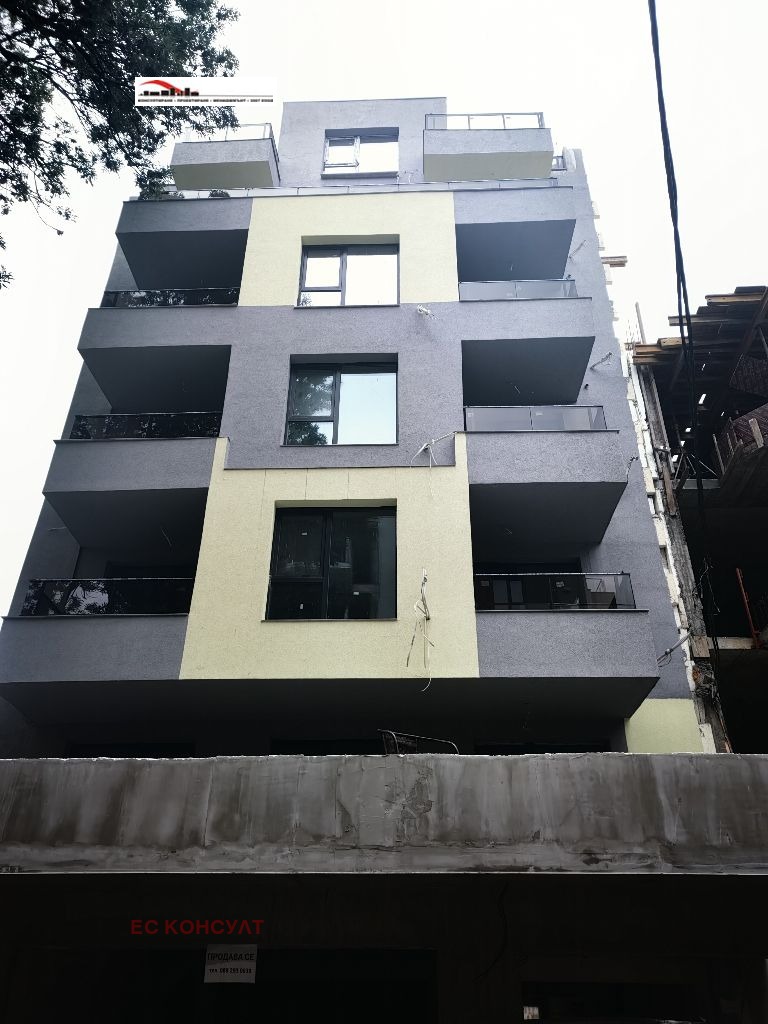 Προς πώληση  2 υπνοδωμάτια Σοφηια , ΤΣενταρ , 101 τ.μ | 31156926