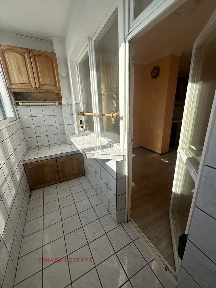 Продава 3-СТАЕН, гр. Бургас, Изгрев, снимка 11 - Апартаменти - 54867914