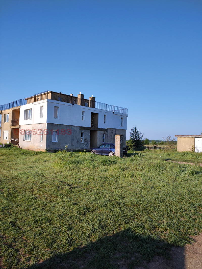 Продава  4-стаен област Добрич , с. Стражица , 125 кв.м | 54424097 - изображение [3]